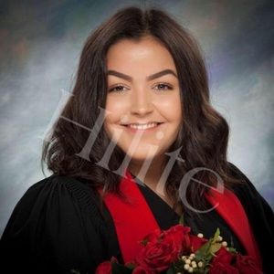 Meet your Posher, Eva